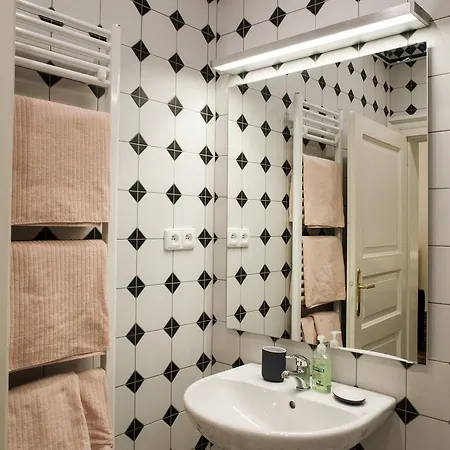 Apartamento Michael Charles *